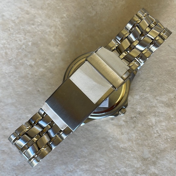 Armitron men battery water resistant 165ft stainless steel date&day - Picture 6 of 8